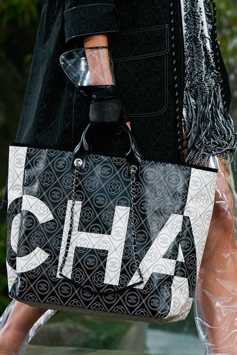 chanel bag 2018 spring summer|chanel bag europe price 2019.